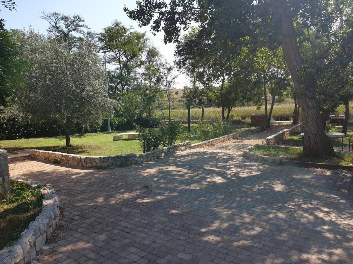 Holiday Home Borna Nin Exterior photo